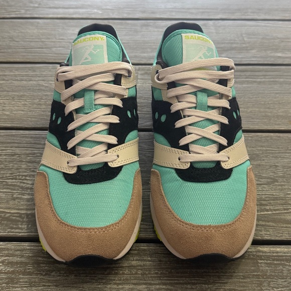 Saucony Courageous. Mens 11. Used. - Picture 4 of 8